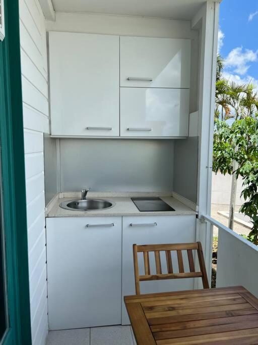 Agreable Studio Aux Trois Ilets Proche De La Mer Les Trois-Ilets Luaran gambar