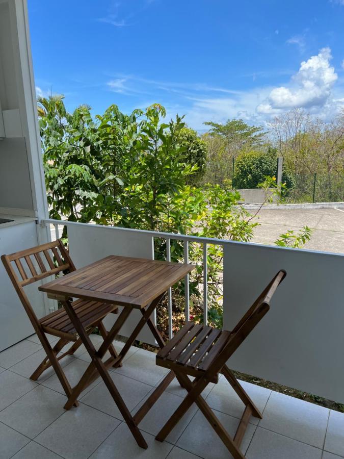 Agreable Studio Aux Trois Ilets Proche De La Mer Les Trois-Ilets Luaran gambar