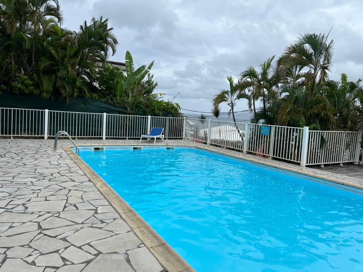 Agreable Studio Aux Trois Ilets Proche De La Mer Les Trois-Ilets Luaran gambar